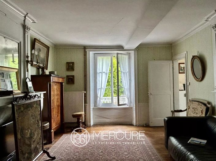 Image No.7-8 Bed House for sale