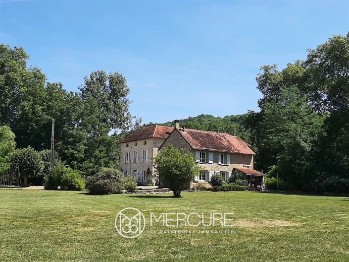 Image No.20-Maison de 7 chambres à vendre à Montbard