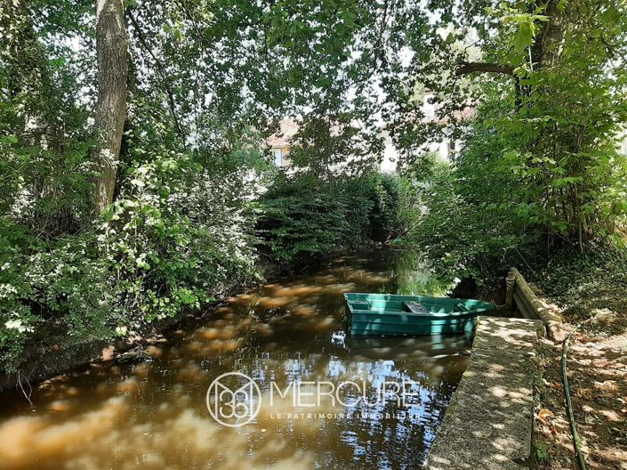 Image No.5-Maison de 7 chambres à vendre à Montbard
