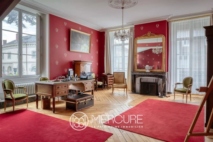 Image No.7-7 Bed House for sale