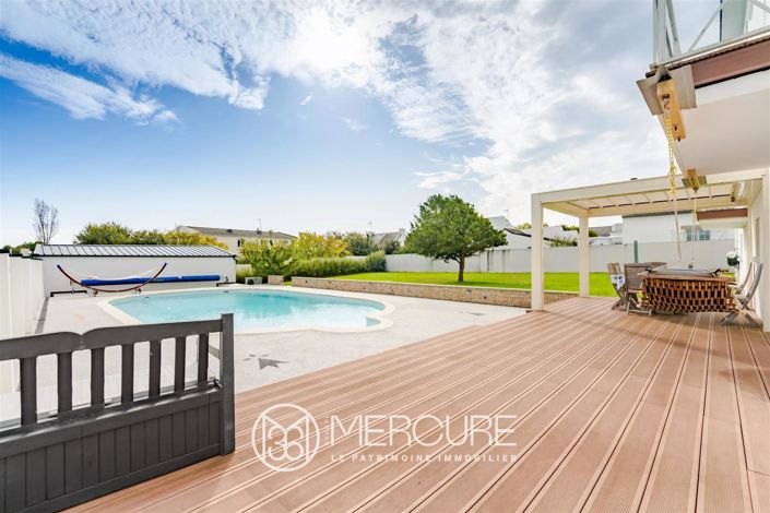 Image No.2-5 Bed House for sale