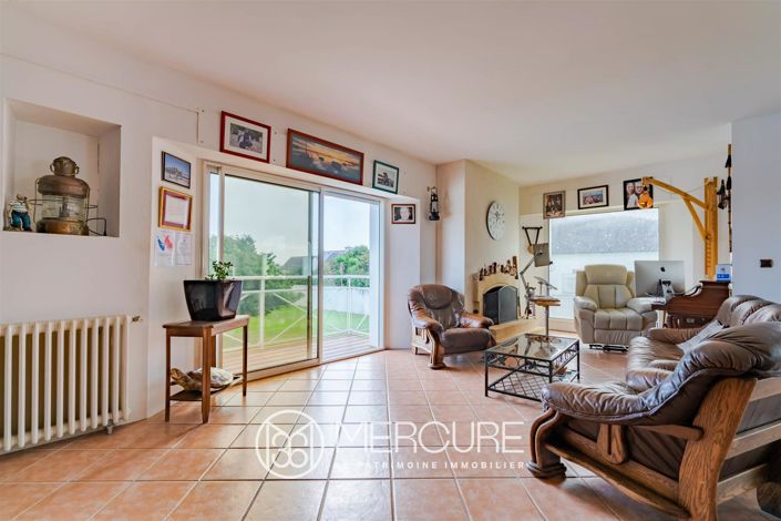 Image No.4-5 Bed House for sale