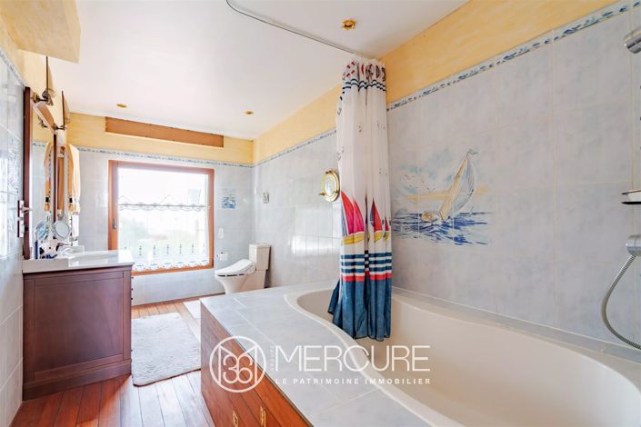 Image No.5-5 Bed House for sale