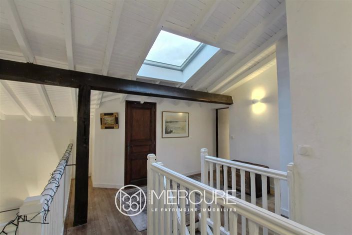 Image No.7-5 Bed House for sale