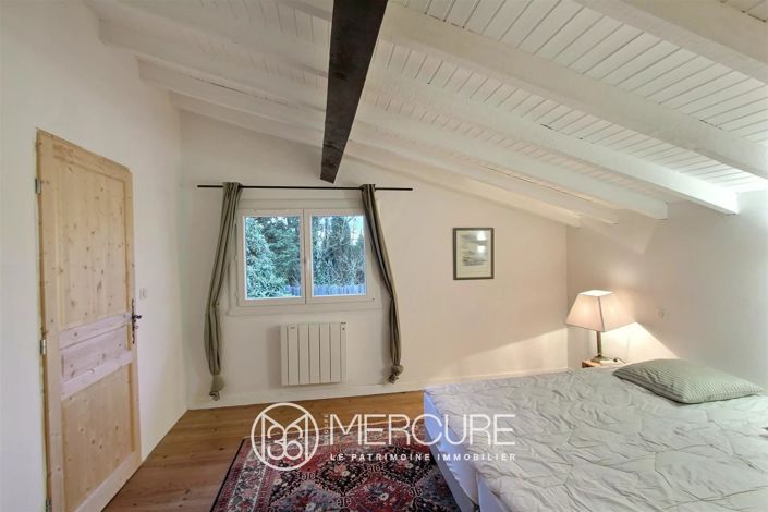 Image No.9-5 Bed House for sale