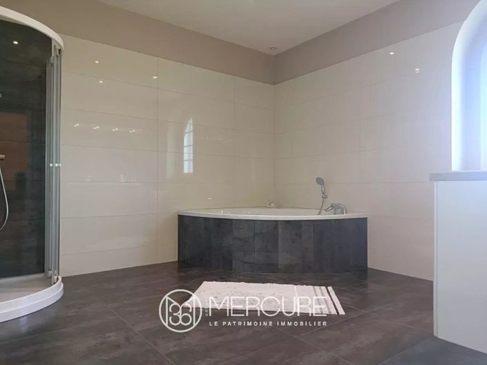 Image No.11-4 Bed House for sale