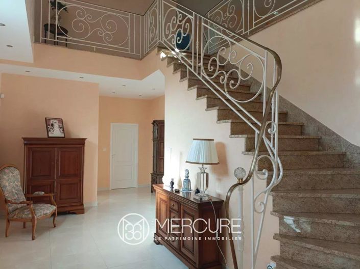 Image No.7-4 Bed House for sale