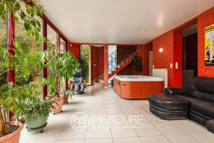 Image No.5-5 Bed House for sale