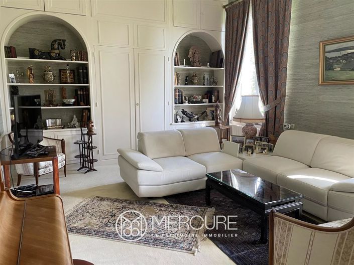 Image No.3-6 Bed House for sale