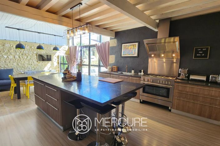 Image No.6-6 Bed House for sale