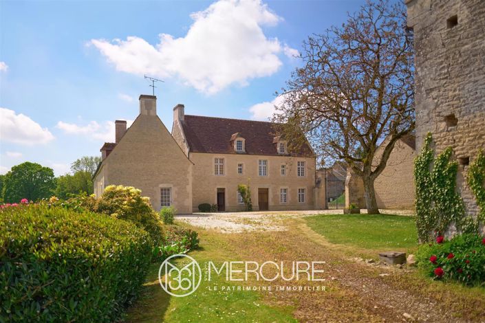 Image No.4-6 Bed House for sale