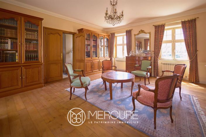 Image No.6-6 Bed House for sale