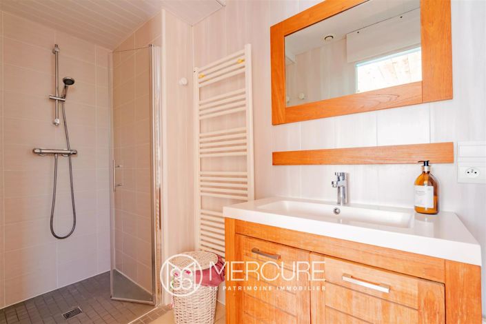 Image No.16-11 Bed House for sale