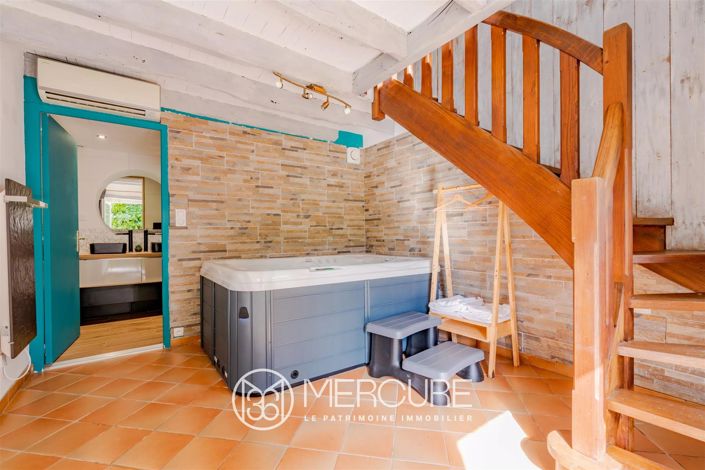 Image No.7-11 Bed House for sale