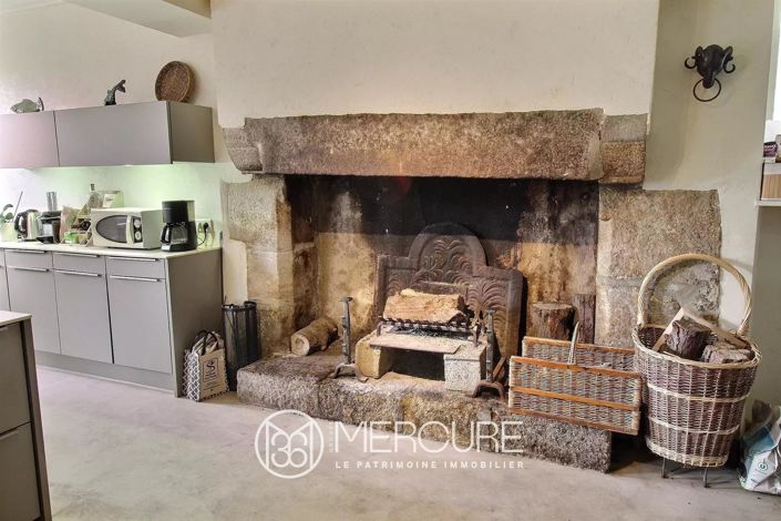 Image No.21-6 Bed House for sale