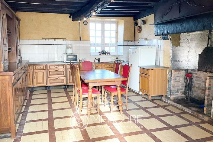 Image No.21-4 Bed House for sale