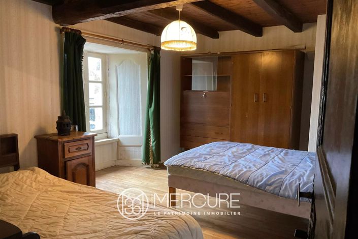 Image No.24-4 Bed House for sale