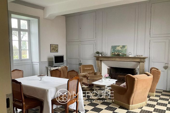 Image No.8-4 Bed House for sale