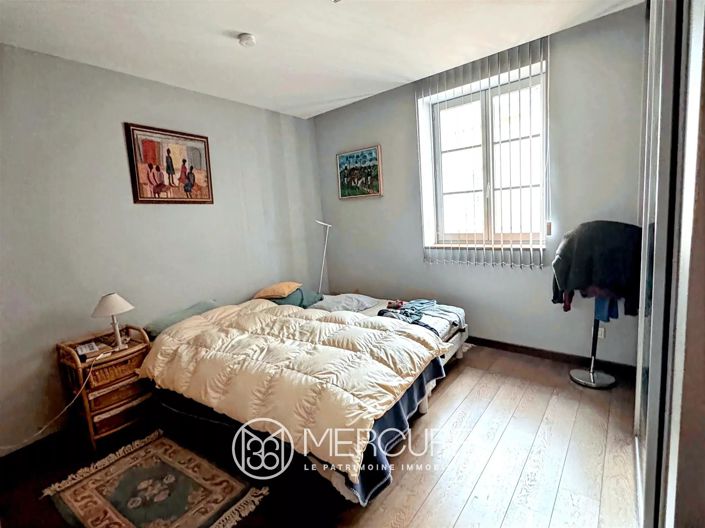 Image No.7-4 Bed House for sale