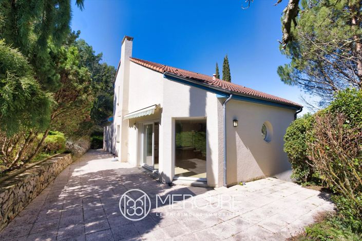 Image No.3-4 Bed House for sale