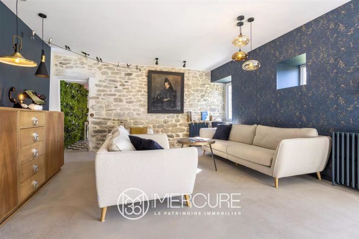 Image No.9-8 Bed House for sale