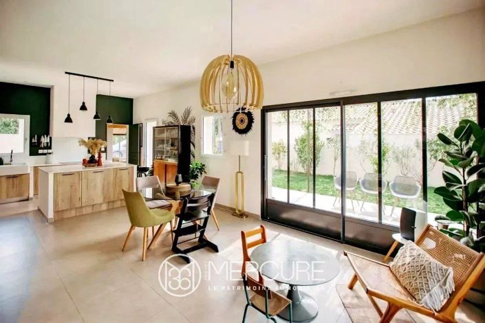 Image No.2-3 Bed House for sale