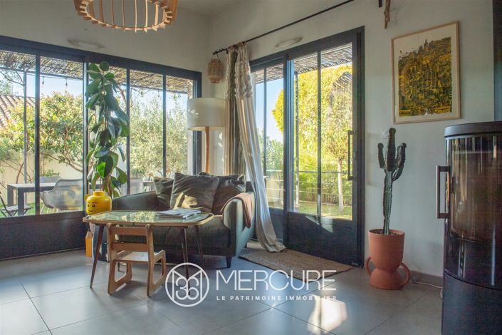 Image No.3-3 Bed House for sale