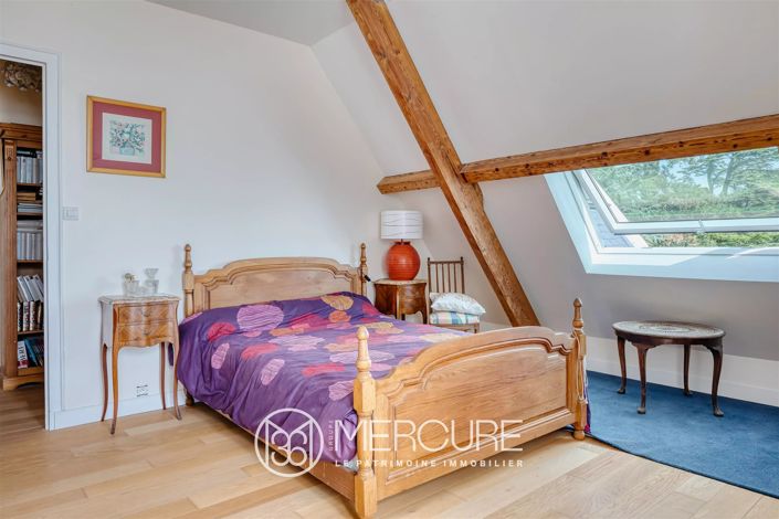 Image No.16-5 Bed House for sale