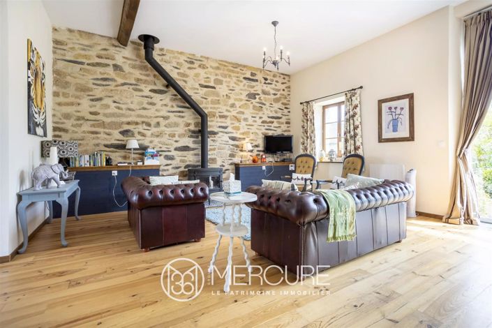 Image No.7-12 Bed House for sale