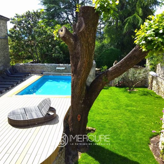Image No.4-6 Bed House for sale