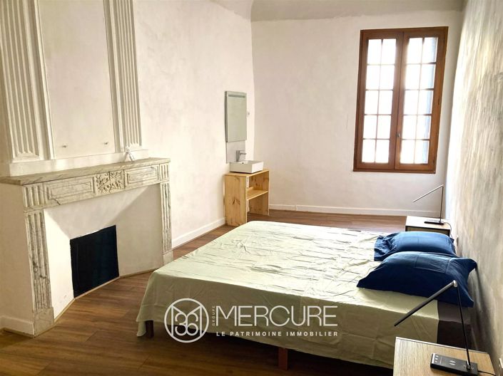 Image No.9-6 Bed House for sale