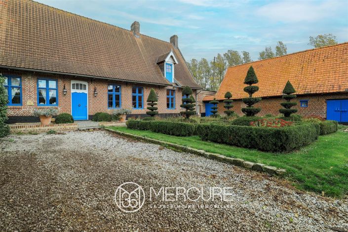 Image No.3-5 Bed House for sale