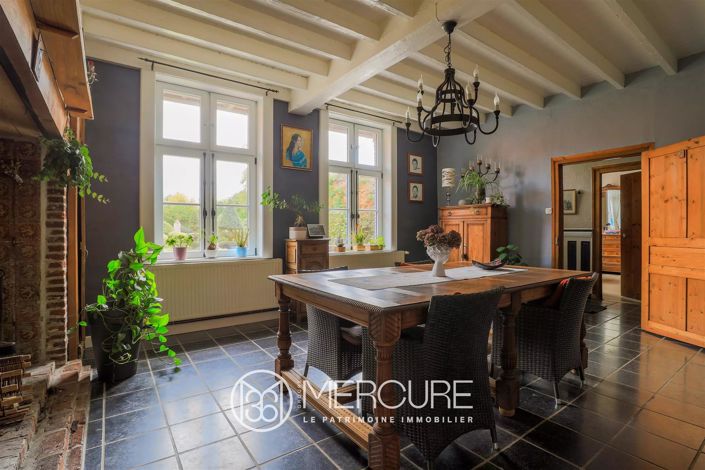 Image No.5-5 Bed House for sale