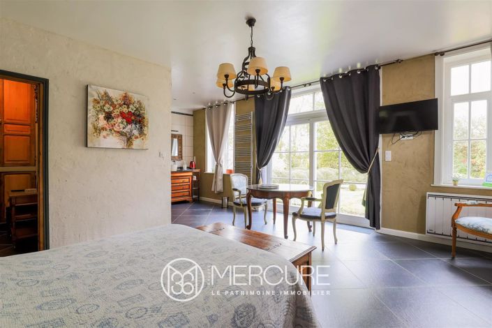 Image No.7-5 Bed House for sale