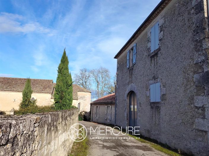 Image No.10-4 Bed House for sale