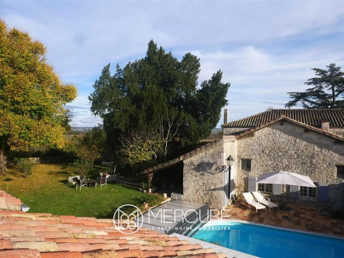 Image No.2-4 Bed House for sale