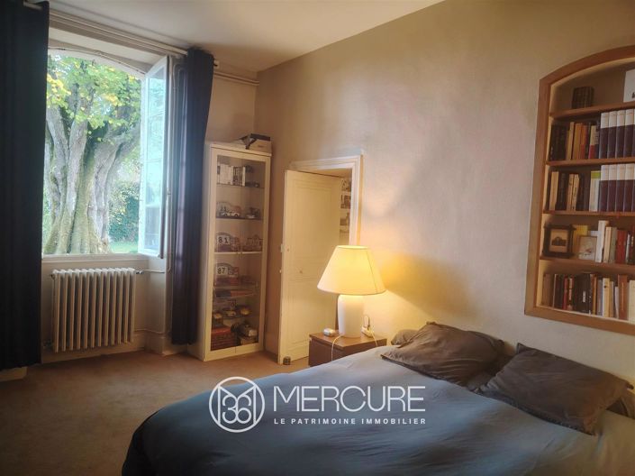 Image No.9-4 Bed House for sale