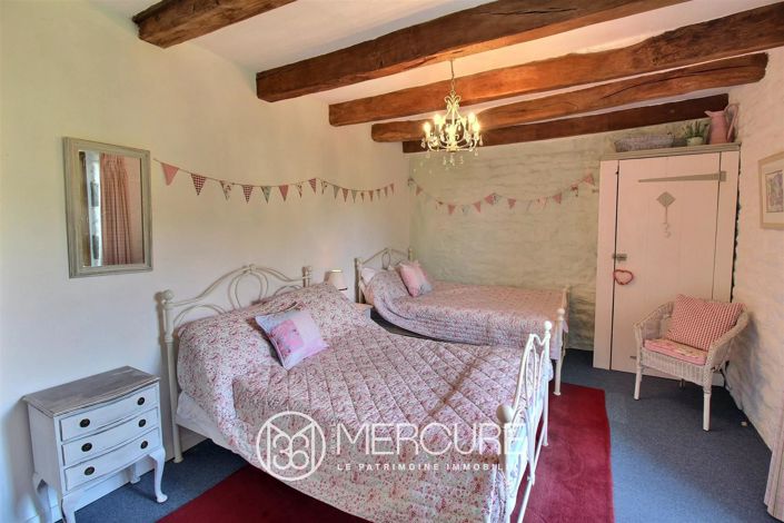 Image No.15-7 Bed House for sale