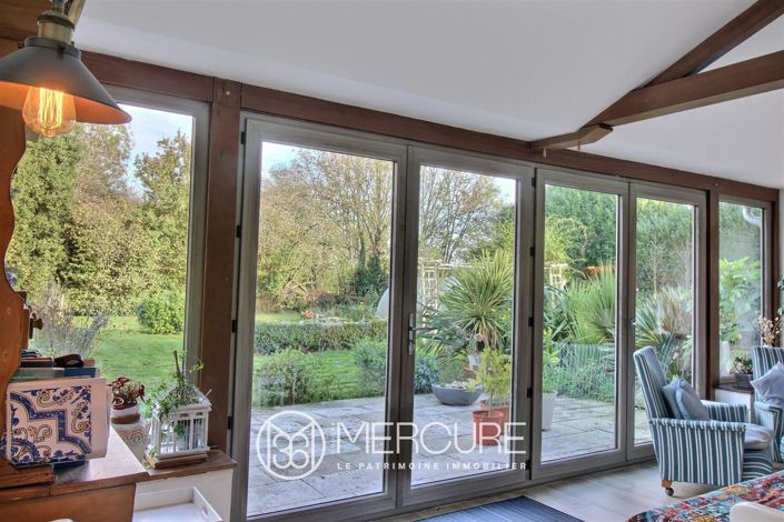 Image No.25-7 Bed House for sale