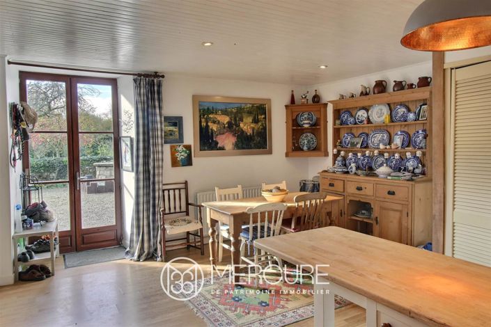 Image No.5-7 Bed House for sale