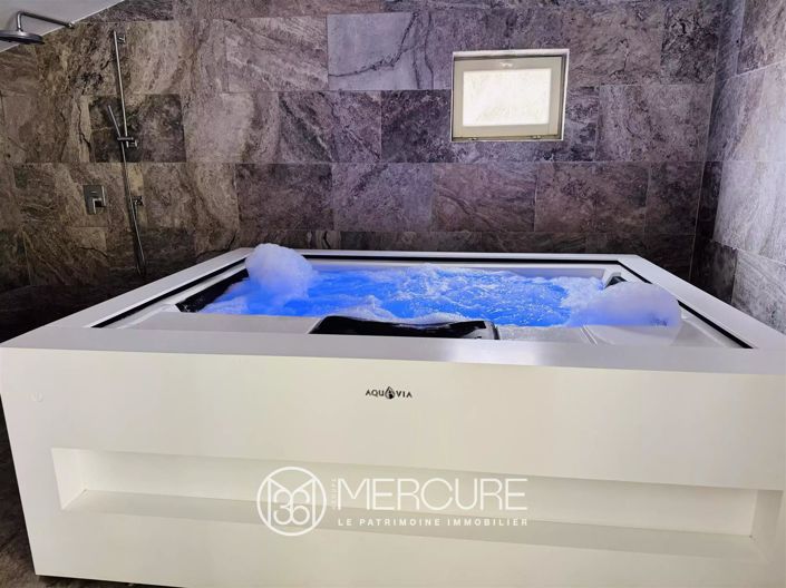 Image No.17-4 Bed House for sale