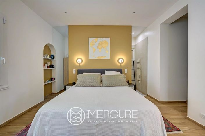 Image No.4-7 Bed House for sale