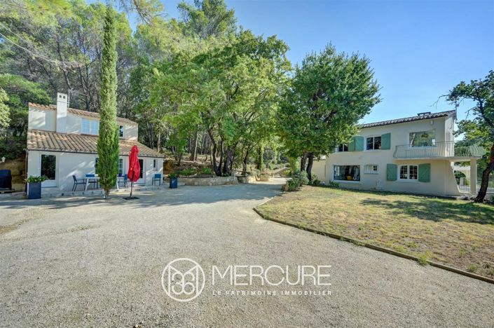 Image No.7-7 Bed House for sale