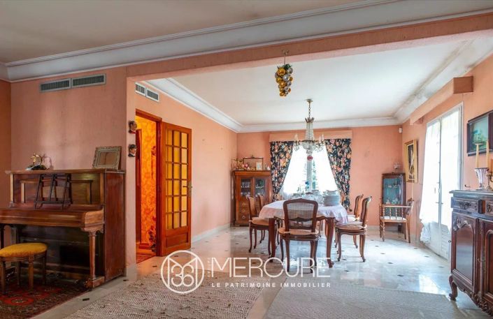 Image No.4-6 Bed House for sale