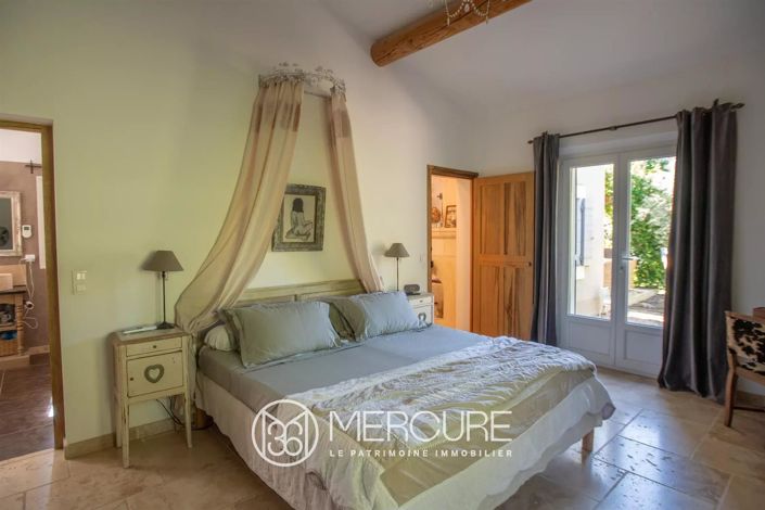 Image No.11-3 Bed House for sale