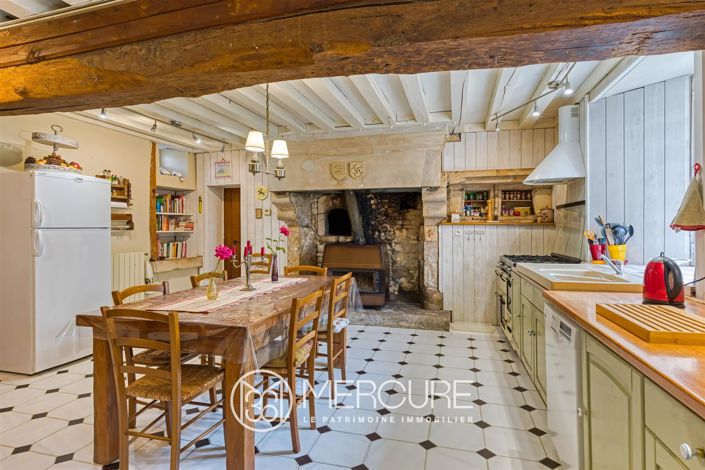 Image No.11-6 Bed House for sale