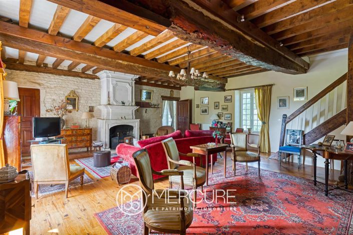 Image No.12-6 Bed House for sale