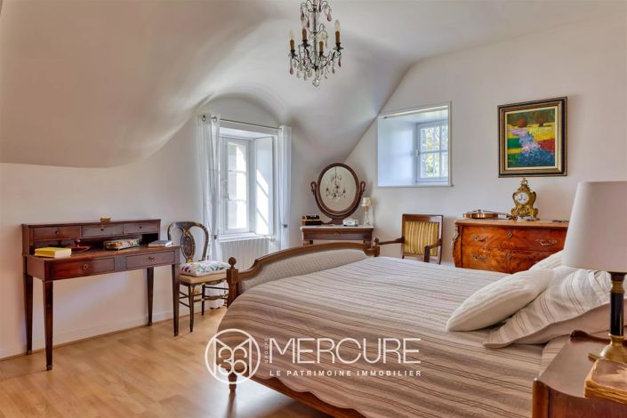 Image No.8-4 Bed House for sale