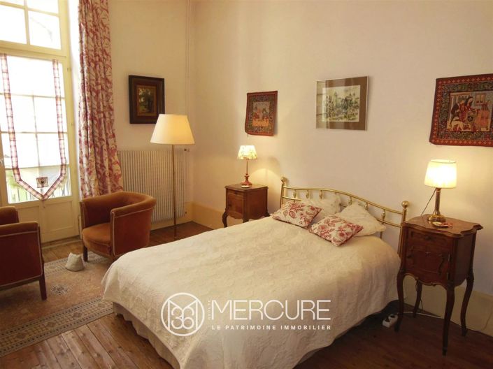 Image No.7-4 Bed House for sale