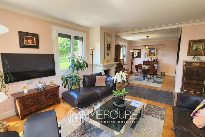 Image No.5-4 Bed House for sale